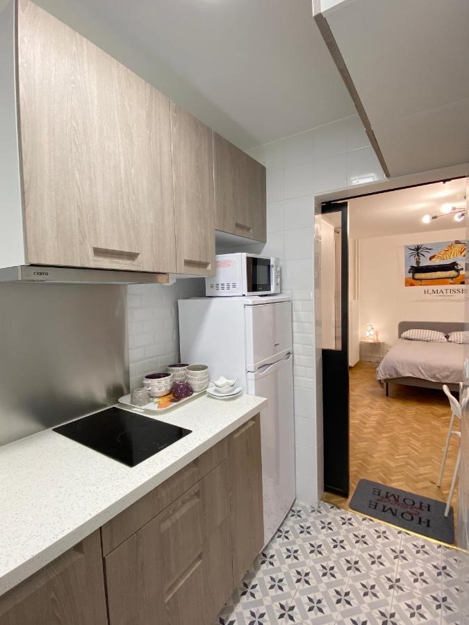 Paris: Agreable Chambre D'Un Grand Artisteアパートメント エクステリア 写真
